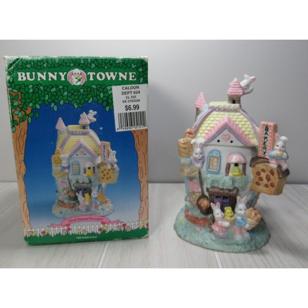 Easter village Bunny Towne‎ Bakery shop building hand painted porcelain w/ box